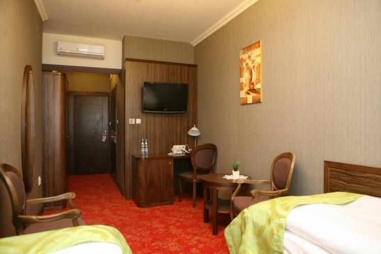 Hotel Zloty Mlyn Majkow Piotrków Trybunalski Rom bilde